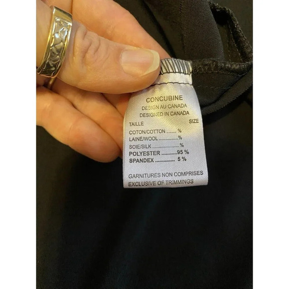 Concubine Women’s Long Black Lace Top Sz L Whimsigoth Witchy Artsy Stretchy Slim - Picture 10 of 13